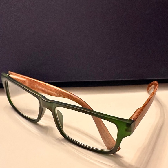 *2* Pairs of Fashion Reading Glasses +2.0 - Picture 14 of 16